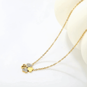Clover Radiance Pendant Necklace